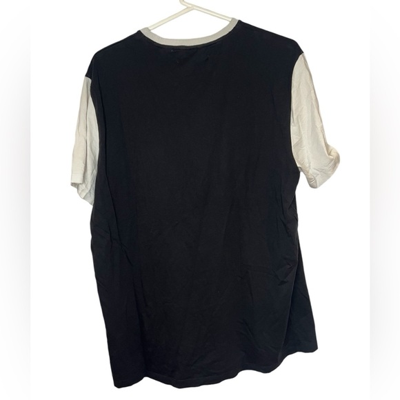 Calvin Klein T-Shirt - Picture 2 of 3